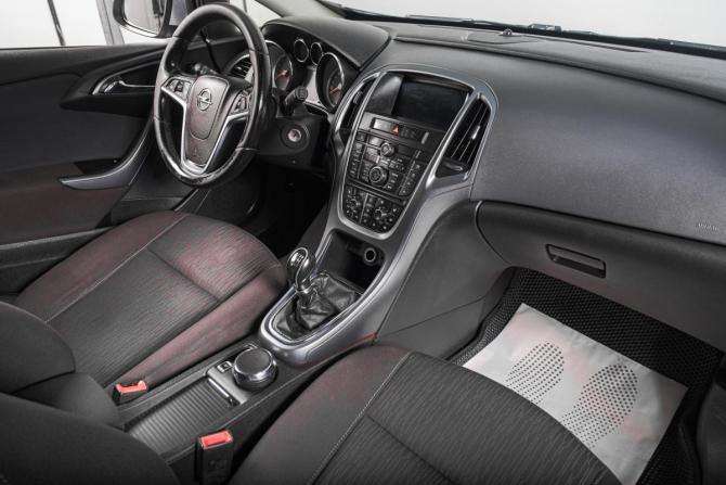 Opel Astra J с пробегом 2011 года, цена 739 000 рублей, 261228 км, универсал, Автокод Объявления