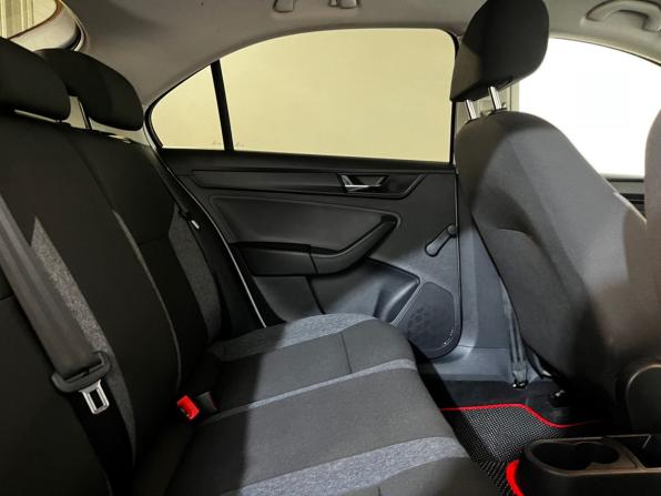 Skoda Rapid II с пробегом 2020 года, цена 1 399 900 рублей, 130000 км, лифтбек, Автокод Объявления