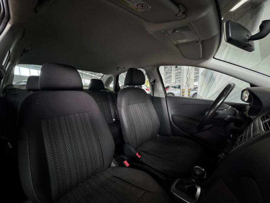 Volkswagen Polo V Рестайлинг Оренбург  - изображение 9