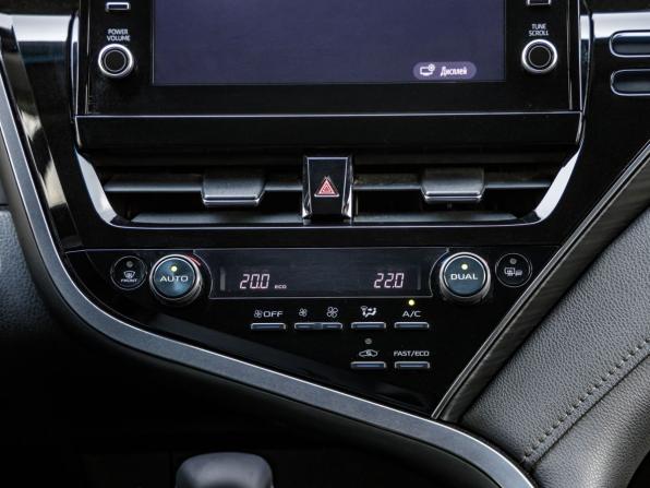 Toyota Camry VIII (XV70) Рестайлинг с пробегом 2021 года, цена 2 648 000 рублей, 172167 км, седан, Автокод Объявления