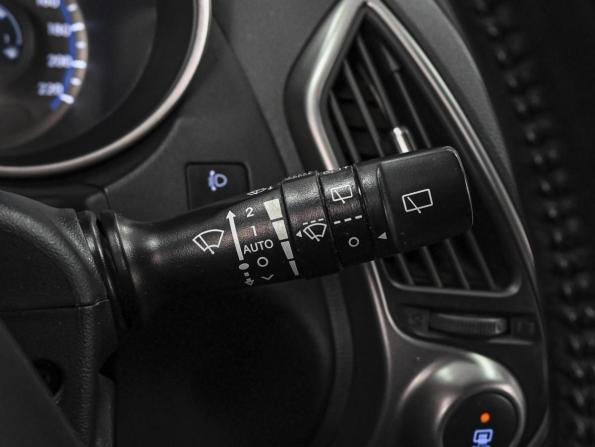Hyundai ix35 I Рестайлинг с пробегом 2013 года, цена 1 349 000 рублей, 165032 км, внедорожник, Автокод Объявления