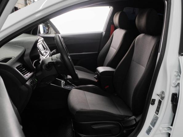 Hyundai Solaris II Рестайлинг с пробегом 2021 года, цена 1 619 000 рублей, 79230 км, седан, Автокод Объявления