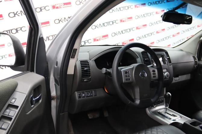 Nissan Pathfinder III Рестайлинг с пробегом 2013 года, цена 1 545 450 рублей, 222613 км, внедорожник, Автокод Объявления