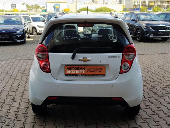 Chevrolet Spark III (M300) Рестайлинг с пробегом 2022 года, цена 1 260 000 рублей, 16370 км, хэтчбек, Автокод Объявления