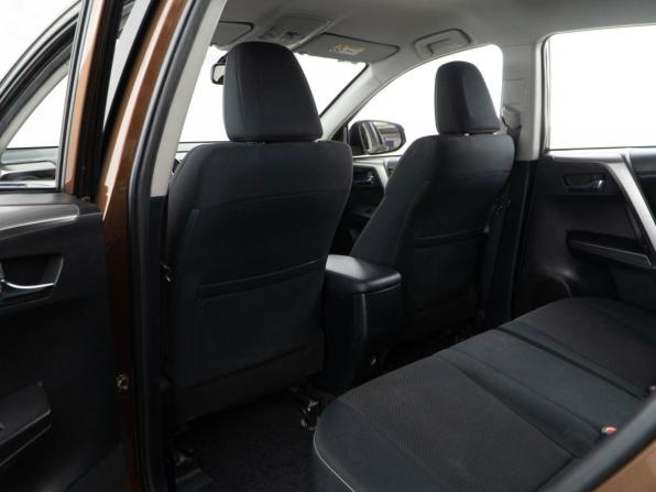 Toyota RAV4 IV (XA40) Рестайлинг с пробегом 2017 года, цена 2 538 050 рублей, 154451 км, внедорожник, Автокод Объявления