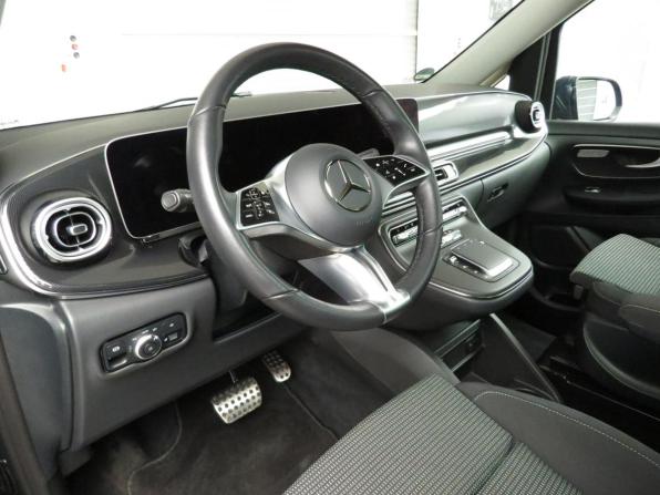 Mercedes-Benz V-Класс III (W447) Рестайлинг 2 с пробегом 2024 года, цена 9 850 000 рублей, 19800 км, минивэн, Автокод Объявления