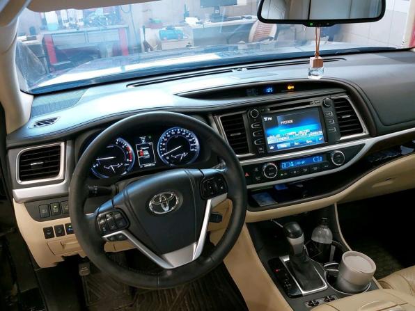 Toyota Highlander III (XU50) с пробегом 2014 года, цена 2 370 000 рублей, 255000 км, внедорожник, Автокод Объявления