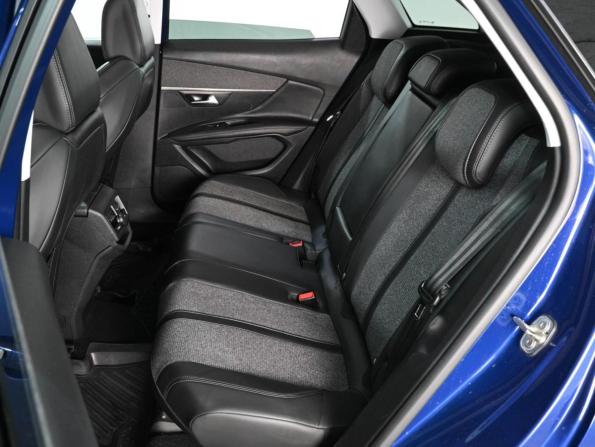 Peugeot 3008 II с пробегом 2018 года, цена 1 720 000 рублей, 149372 км, внедорожник, Автокод Объявления