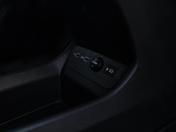GAC M8 с пробегом 2023 года, цена 4 190 000 рублей, 68844 км, минивэн, Автокод Объявления