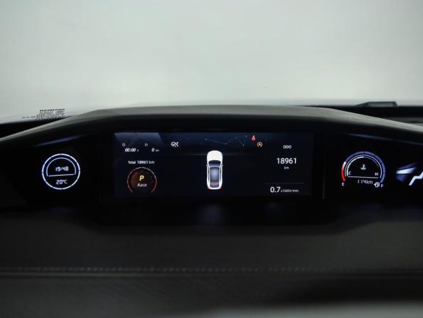Changan UNI-V I с пробегом 2023 года, цена 2 399 000 рублей, 18960 км, лифтбек, Автокод Объявления
