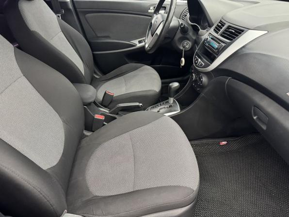 Hyundai Solaris I с пробегом 2012 года, цена 840 000 рублей, 185242 км, седан, Автокод Объявления