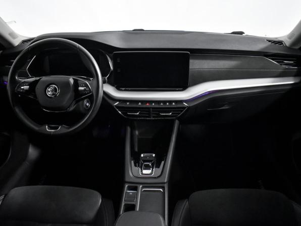 Skoda Octavia IV (A8) с пробегом 2021 года, цена 2 450 000 рублей, 55000 км, лифтбек, Автокод Объявления