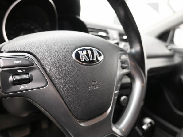 Kia Rio III Рестайлинг с пробегом 2016 года, цена 1 199 000 рублей, 94279 км, хэтчбек, Автокод Объявления