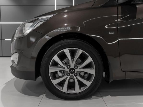 Hyundai Solaris I Рестайлинг с пробегом 2015 года, цена 875 000 рублей, 185463 км, седан, Автокод Объявления