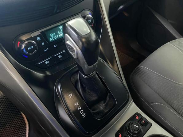 Ford Kuga II с пробегом 2014 года, цена 1 020 000 рублей, 246332 км, внедорожник, Автокод Объявления