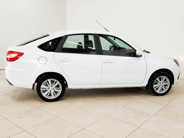Lada (ВАЗ) Granta I Рестайлинг с пробегом 2023 года, цена 809 000 рублей, 32198 км, лифтбек, Автокод Объявления