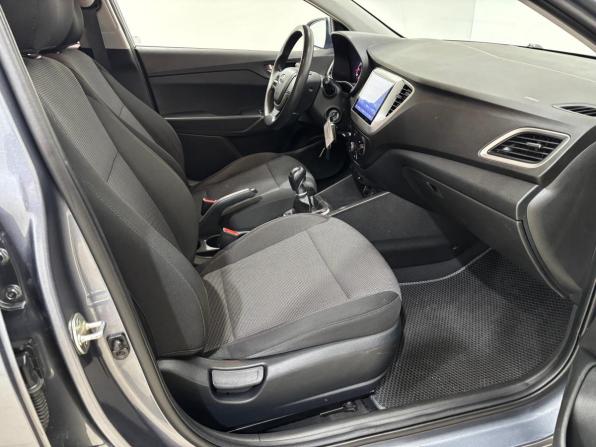 Hyundai Solaris II с пробегом 2017 года, цена 1 160 000 рублей, 139331 км, седан, Автокод Объявления