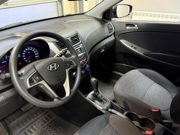 Hyundai Solaris I Рестайлинг с пробегом 2015 года, цена 1 250 000 рублей, 51000 км, седан, Автокод Объявления