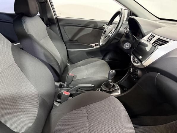 Hyundai Solaris I с пробегом 2013 года, цена 699 000 рублей, 165597 км, седан, Автокод Объявления