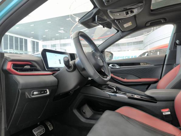Geely Coolray I Рестайлинг с пробегом 2024 года, цена 2 099 000 рублей, 41001 км, внедорожник, Автокод Объявления