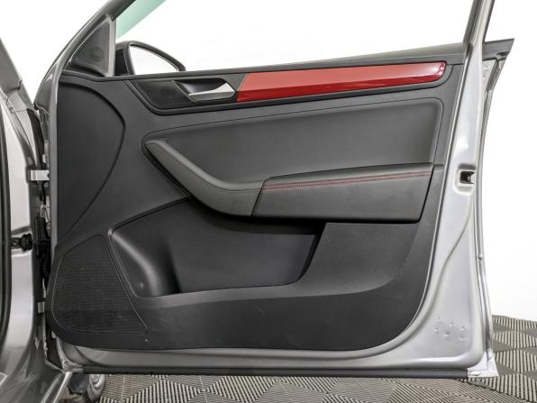 Volkswagen Polo VI с пробегом 2021 года, цена 1 645 000 рублей, 79734 км, лифтбек, Автокод Объявления
