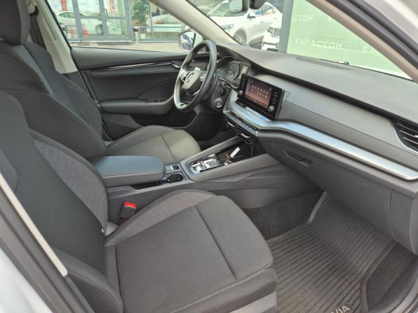 Skoda Octavia IV (A8) с пробегом 2021 года, цена 2 343 000 рублей, 36870 км, лифтбек, Автокод Объявления