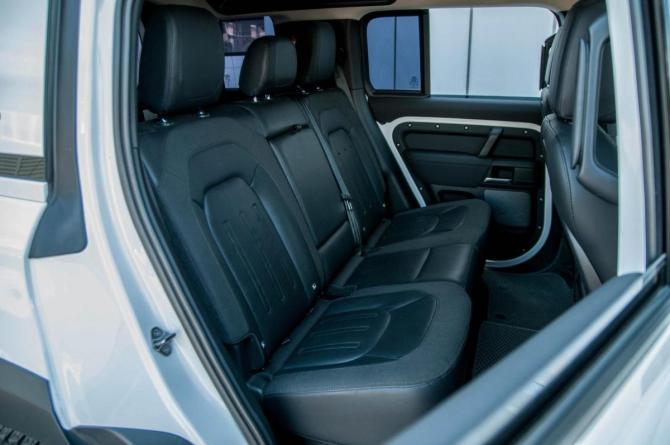 Land Rover Defender II с пробегом 2021 года, цена 4 150 000 рублей, 153641 км, внедорожник, Автокод Объявления