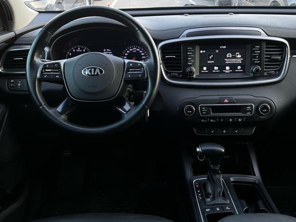 Kia Sorento III Prime Рестайлинг с пробегом 2018 года, цена 2 997 000 рублей, 63514 км, внедорожник, Автокод Объявления