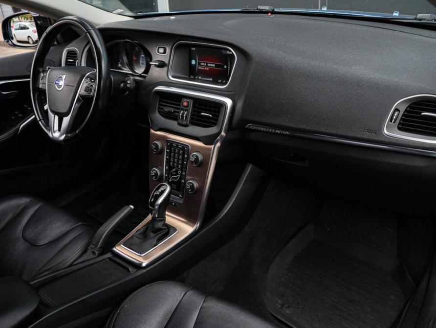 Volvo V40 II Москва  - изображение 7