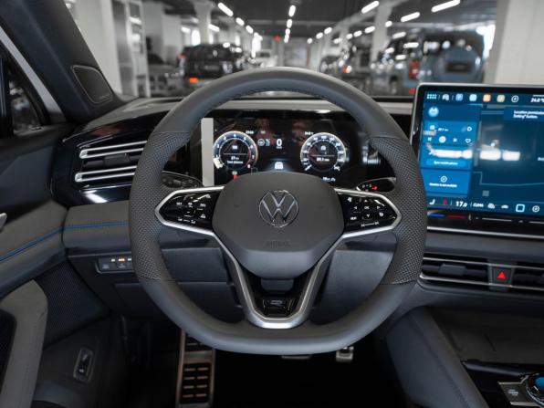 Volkswagen Tiguan III (China Market) с пробегом 2026 года, цена 4 750 000 рублей, 50 км, внедорожник, Автокод Объявления