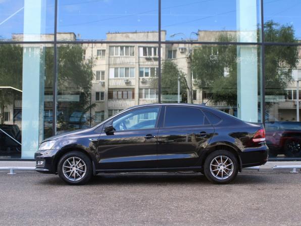 Volkswagen Polo V Рестайлинг с пробегом 2018 года, цена 1 340 000 рублей, 90000 км, седан, Автокод Объявления