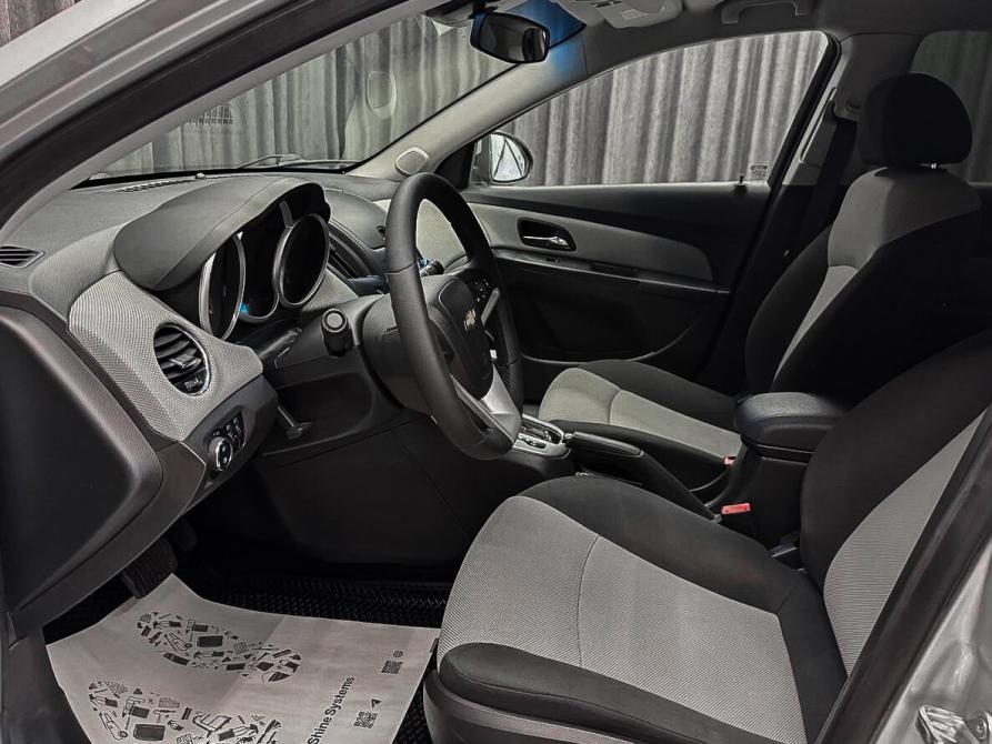 Chevrolet Cruze I Рестайлинг Красноярск  - изображение 8