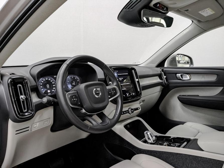 Volvo XC40 I Москва  - изображение 15
