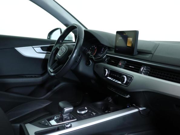 Audi A4 V (B9) с пробегом 2019 года, цена 1 950 000 рублей, 165500 км, седан, Автокод Объявления
