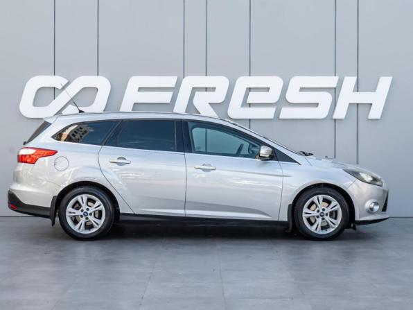 Ford Focus III с пробегом 2012 года, цена 680 000 рублей, 211899 км, универсал, Автокод Объявления