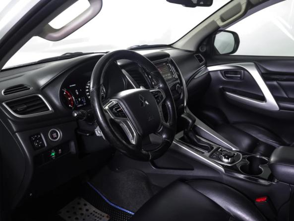 Mitsubishi Pajero Sport III с пробегом 2017 года, цена 2 699 000 рублей, 141000 км, внедорожник, Автокод Объявления