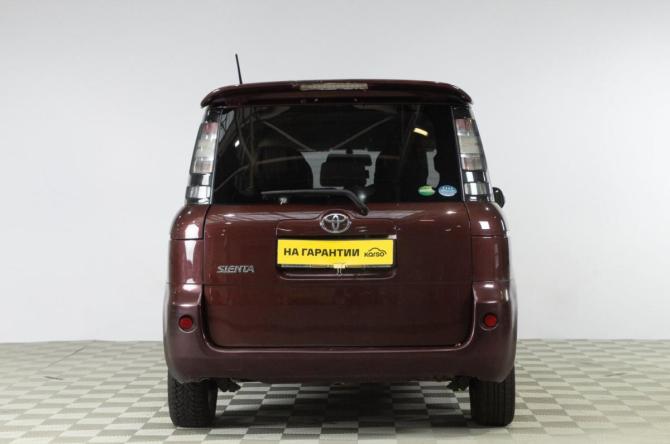 Toyota Sienta I Рестайлинг 1 с пробегом 2014 года, цена 819 000 рублей, 160000 км, компактвэн, Автокод Объявления