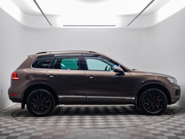 Volkswagen Touareg II с пробегом 2011 года, цена 1 670 000 рублей, 289850 км, внедорожник, Автокод Объявления