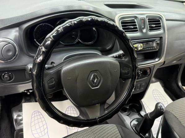 Renault Sandero II с пробегом 2017 года, цена 850 000 рублей, 170466 км, хэтчбек, Автокод Объявления