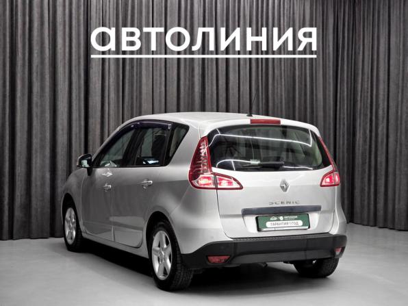 Renault Scenic III с пробегом 2010 года, цена 680 000 рублей, 191000 км, минивэн, Автокод Объявления