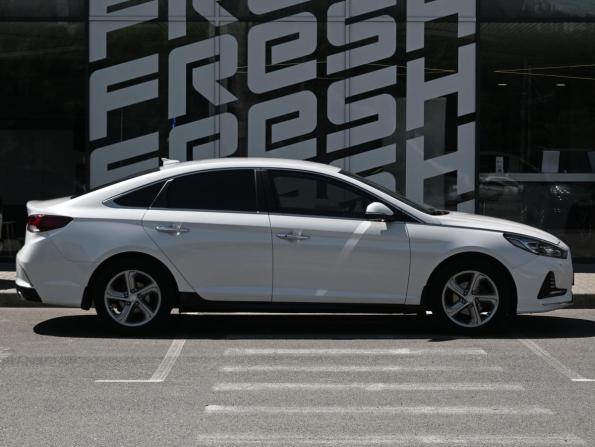 Hyundai Sonata VII (LF) Рестайлинг с пробегом 2018 года, цена 1 899 000 рублей, 124996 км, седан, Автокод Объявления