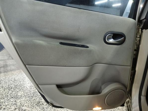 Renault Scenic II с пробегом 2006 года, цена 365 000 рублей, 177704 км, компактвэн, Автокод Объявления