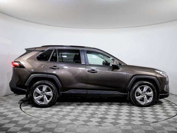 Toyota RAV4 V (XA50) с пробегом 2021 года, цена 2 489 000 рублей, 76617 км, внедорожник, Автокод Объявления