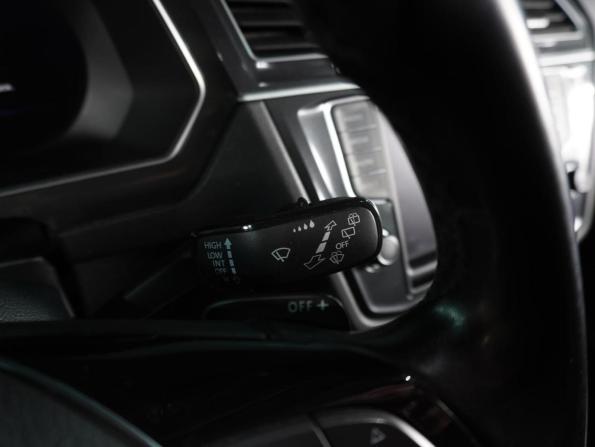 Volkswagen Tiguan II с пробегом 2017 года, цена 2 549 000 рублей, 191356 км, внедорожник, Автокод Объявления