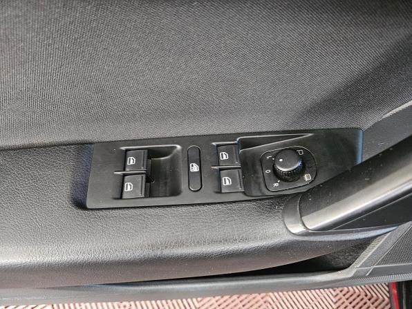 Volkswagen Passat B7 с пробегом 2014 года, цена 1 299 000 рублей, 141140 км, седан, Автокод Объявления