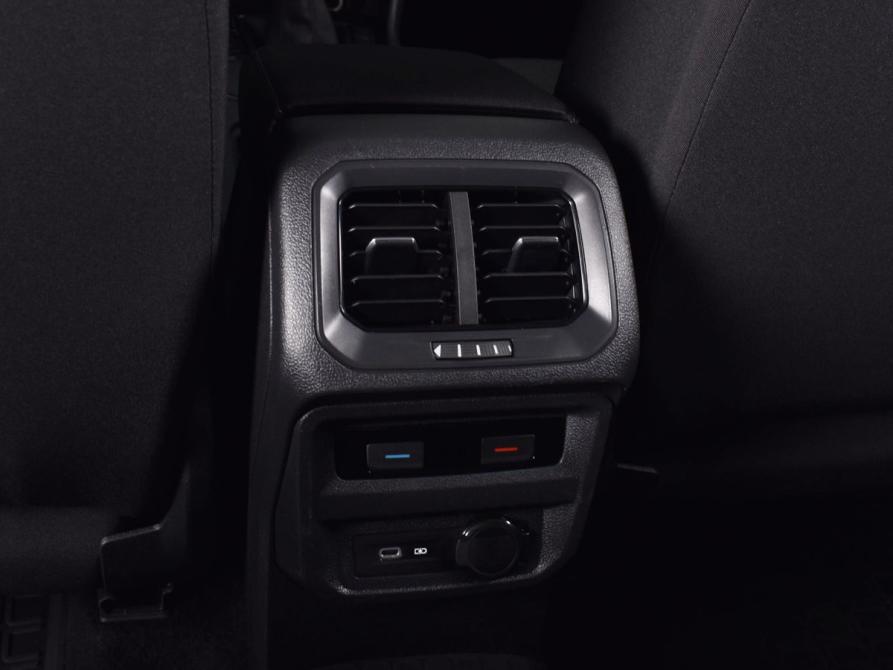 Volkswagen Tiguan II Рестайлинг Кемерово  - изображение 13