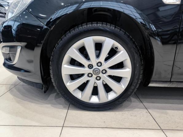 Opel Astra J Рестайлинг с пробегом 2013 года, цена 750 000 рублей, 233026 км, седан, Автокод Объявления