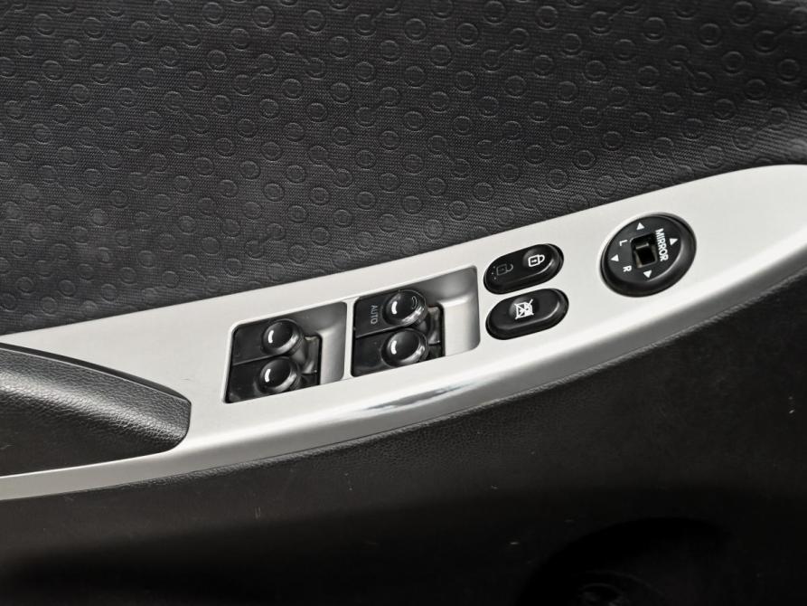 Hyundai Solaris I Екатеринбург  - изображение 13