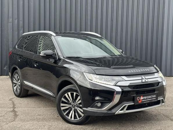 Mitsubishi Outlander III Рестайлинг 3 с пробегом 2019 года, цена 1 815 000 рублей, 160000 км, внедорожник, Автокод Объявления