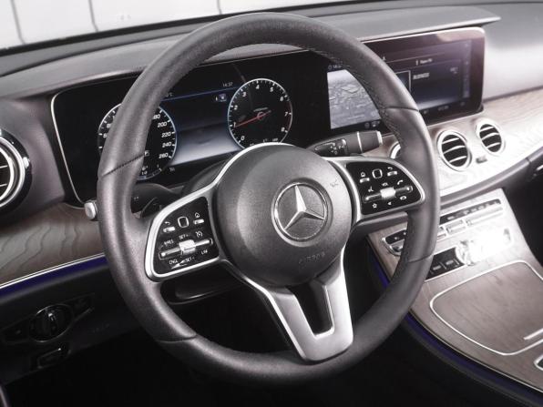 Mercedes-Benz E-Класс V (W213 S213 C238) с пробегом 2019 года, цена 3 139 000 рублей, 140333 км, седан, Автокод Объявления